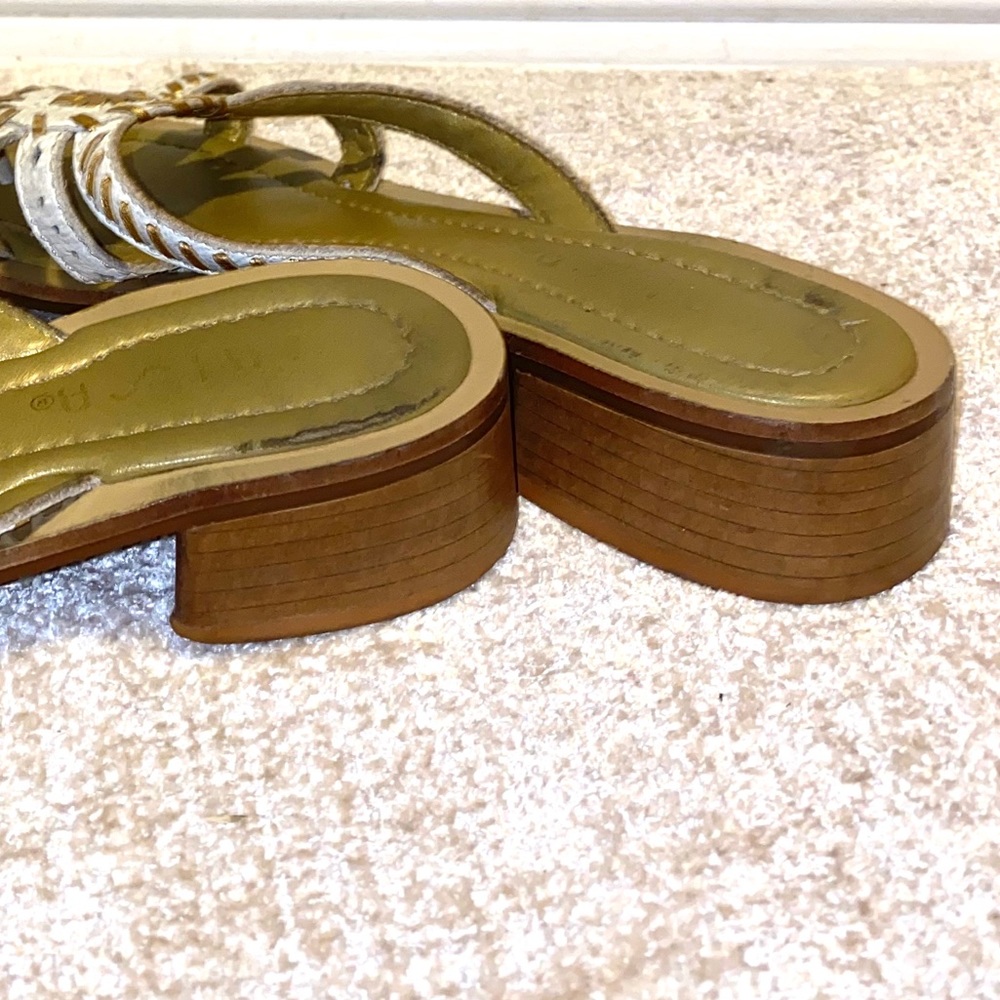 sandals - Picture 4 of 5